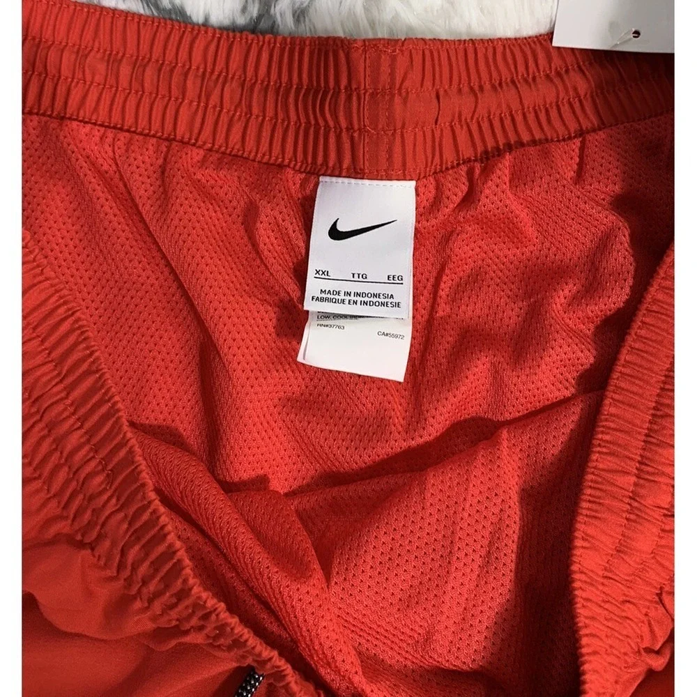 NIKE Swim Swoosh Logo Taped 5